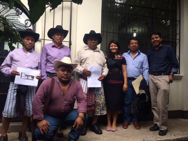 Autoridades ancestrales de Santiago Atitlán interponen amparo para el respeto de sus derechos