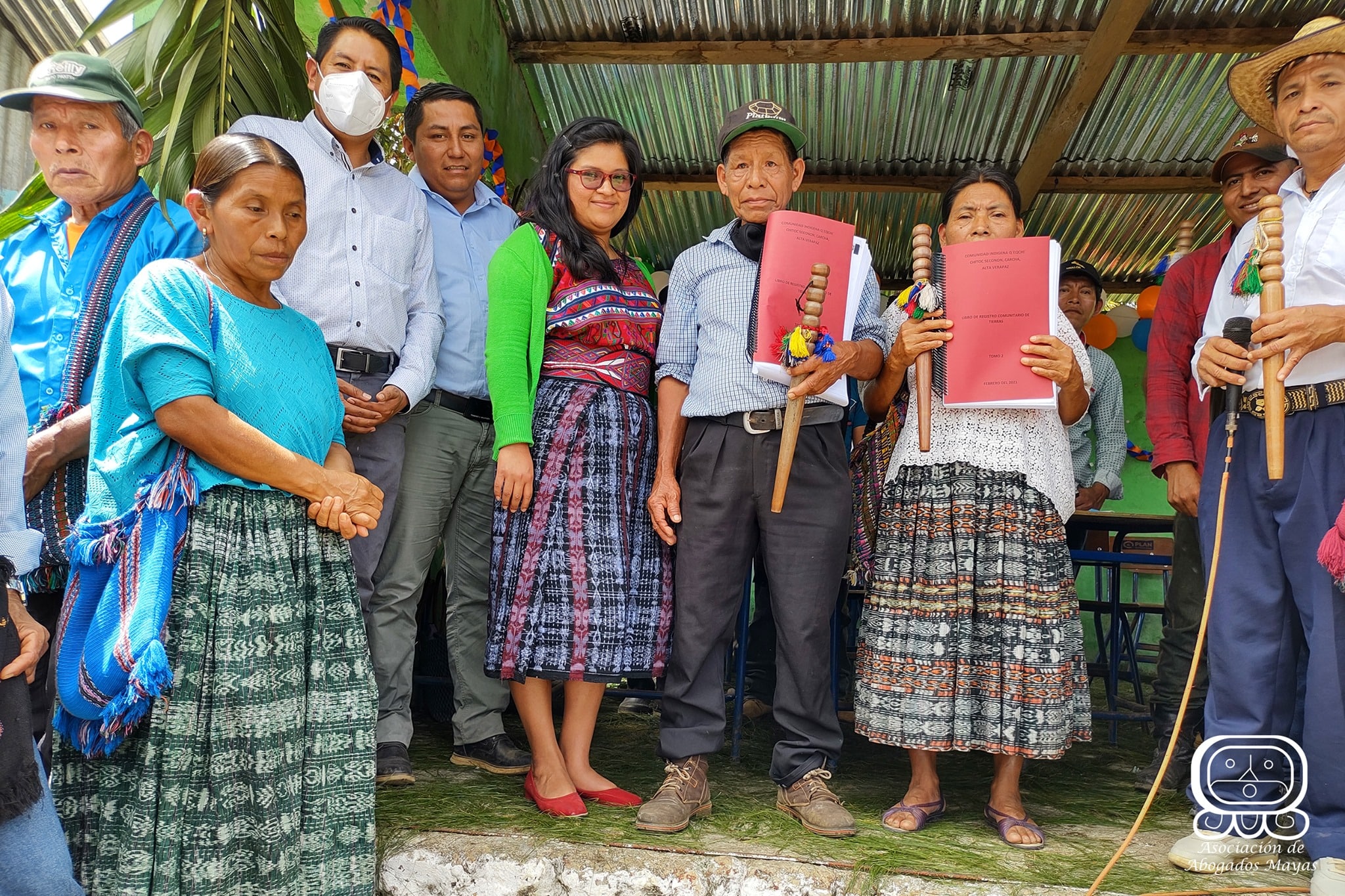 Entrega de catastro comunitario a la comunidad indígena q’eqchi’ de Chitoc, Seconon