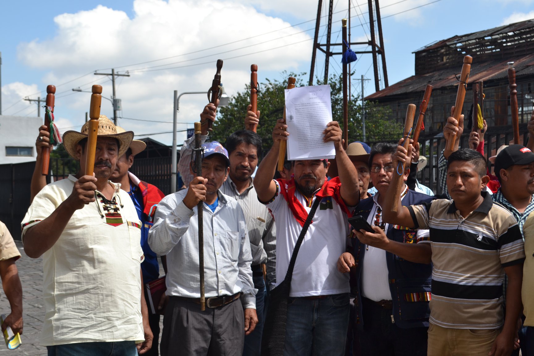 CSJ otorga amparo definitivo a autoridades mayas Mam y suspende licencia de Hidro Salá