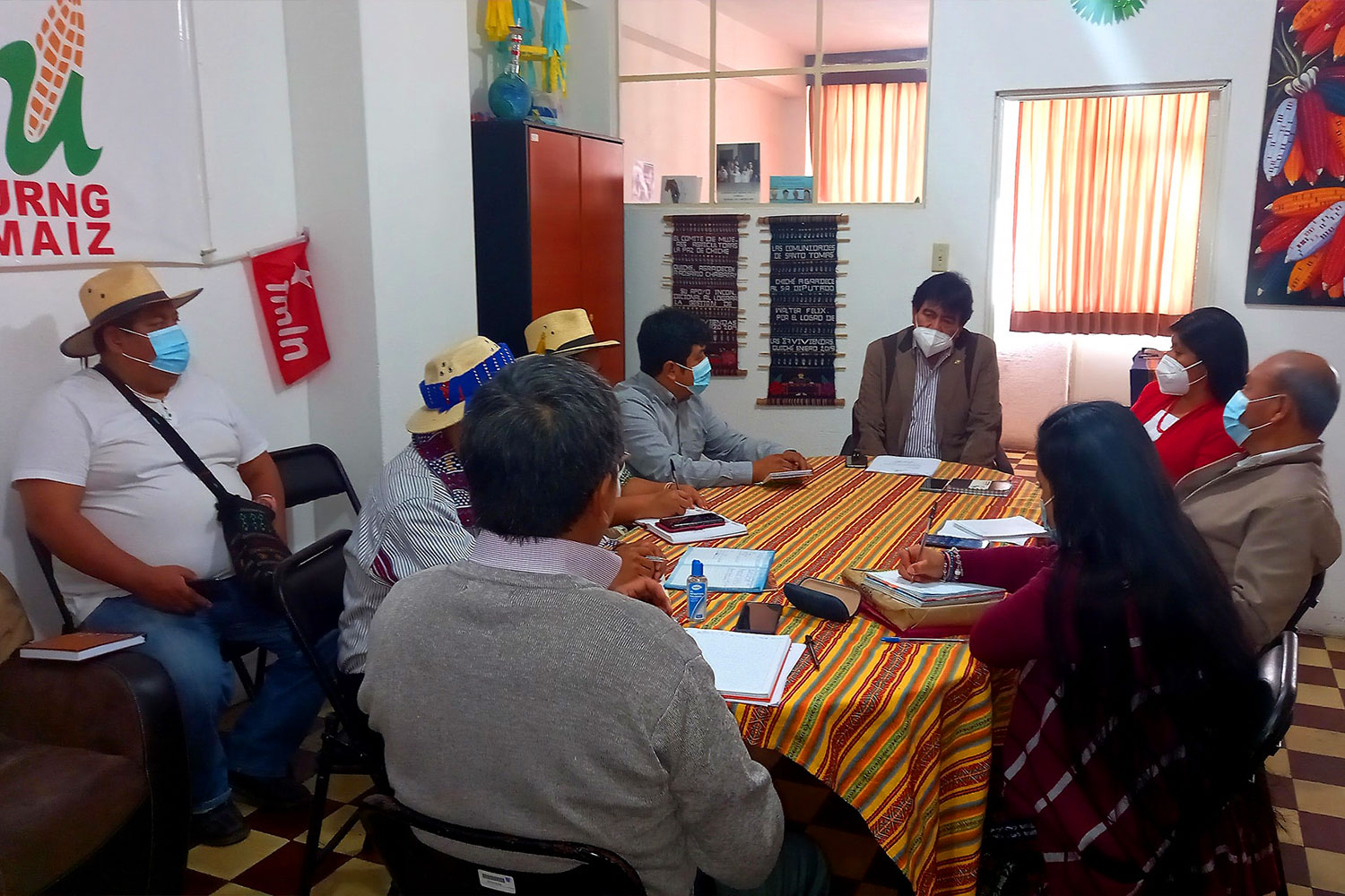 Radios Comunitarias de Guatemala socializan sentencia de la Corte IDH a diputados del Congreso